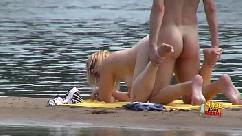 Sex under the sun with real amateurs caught on cam